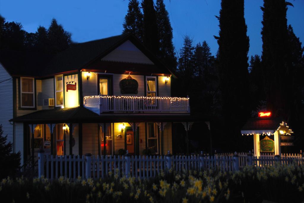 All Seasons Groveland Inn Екстериор снимка